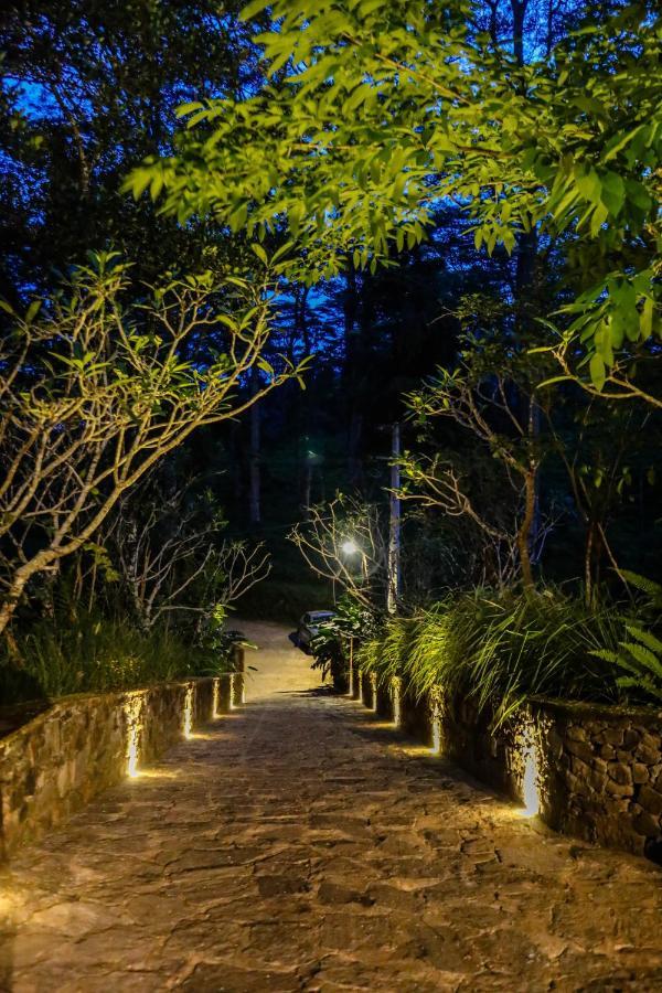 Hotel Tranquilisle Kandy Exterior foto